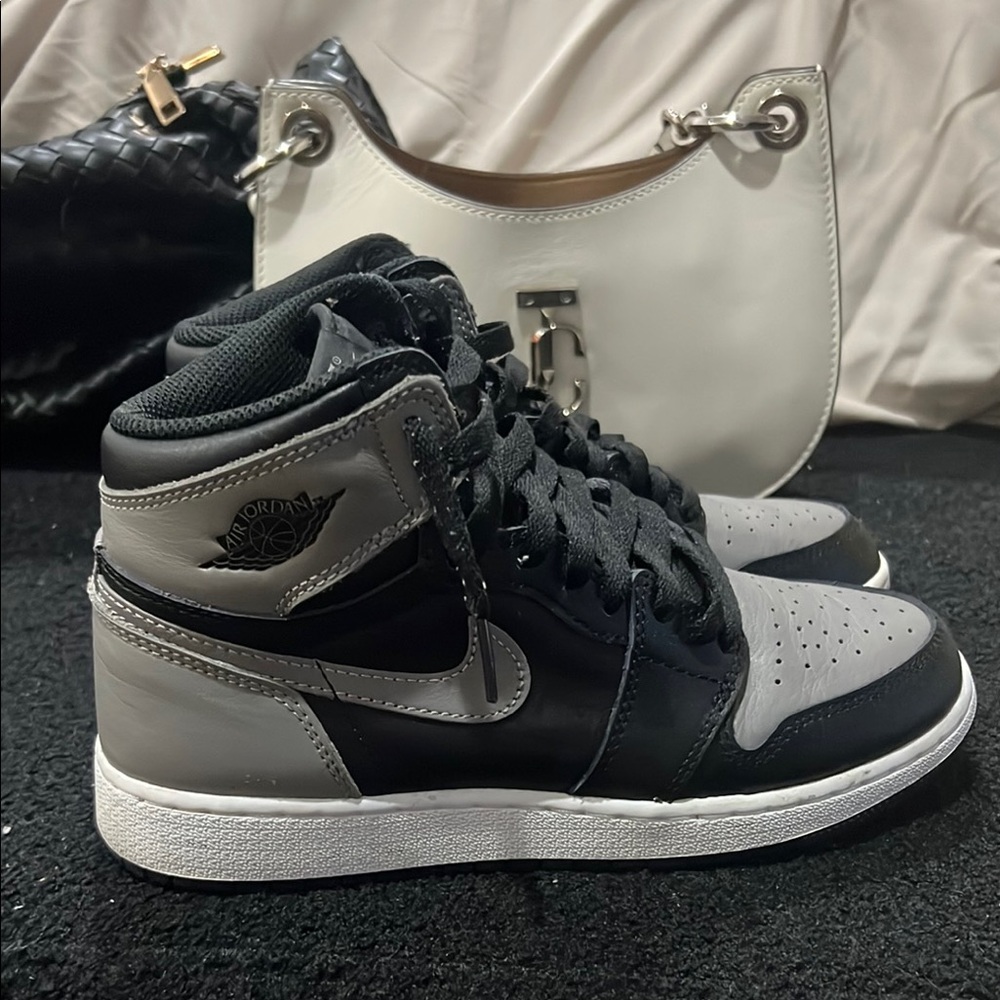 Jordan 1 Retro High Shadow (2018) - Picture 5 of 7